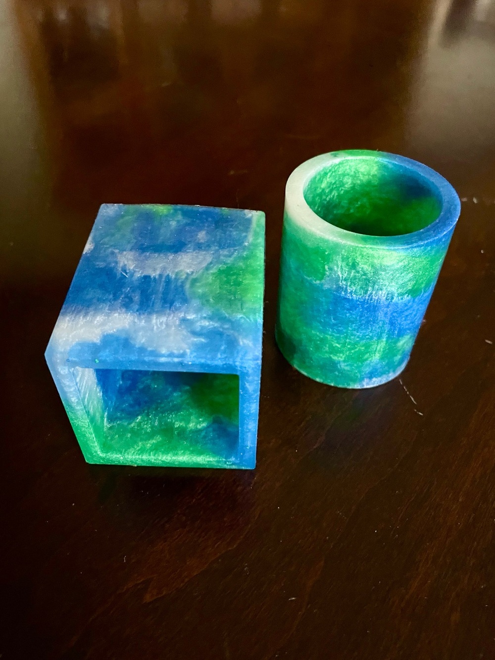 Blue & Green Resin Desk Set - Pen Cup + Square Holder + Bookmark - Picture 4 of 9